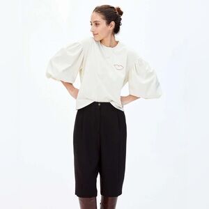 Drop shoulder Clare V. Puff Sleeve T in Cream
